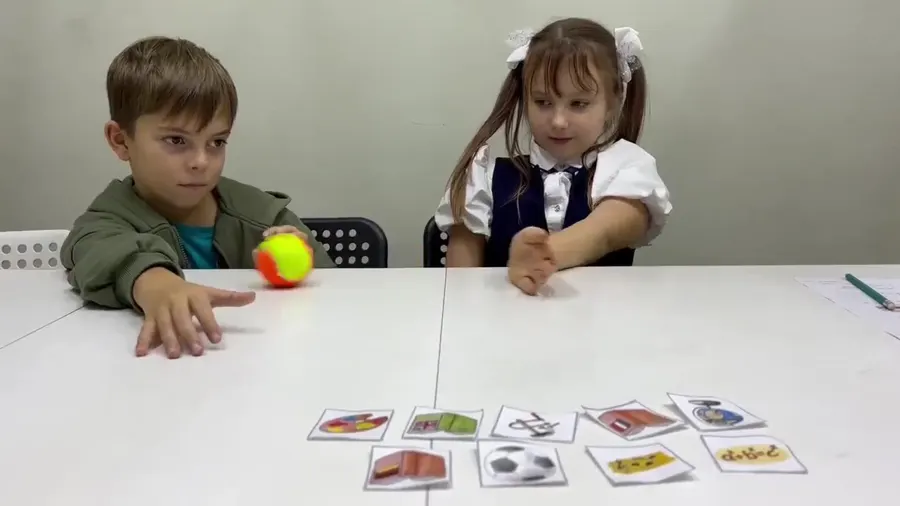 Игра с карточками на уроке немецкого